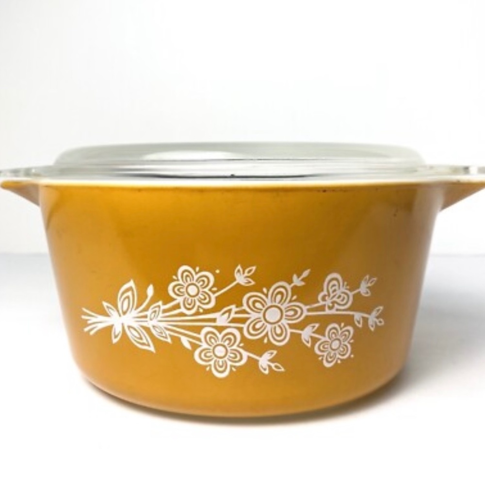 Pyrex Butterfly Gold Cinderella 2.5L Casserole Dish Bowl 475-B Lid VTG USA '79